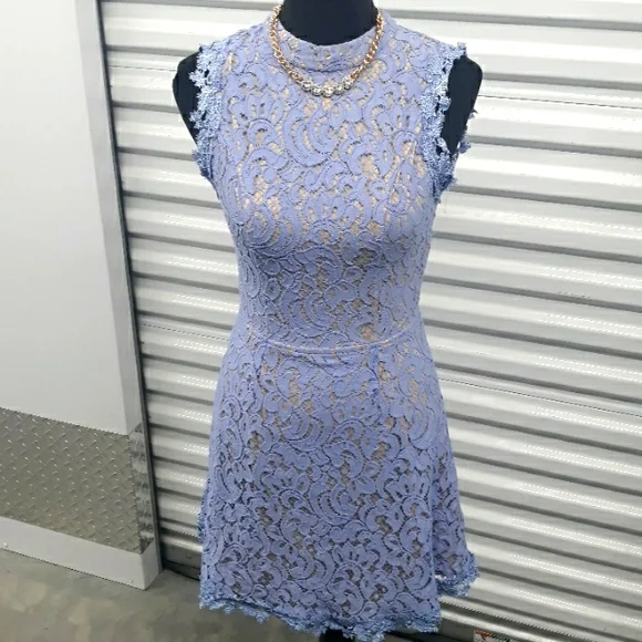 Dresses | Francescas Stunnint Lace Dress S | Poshmark